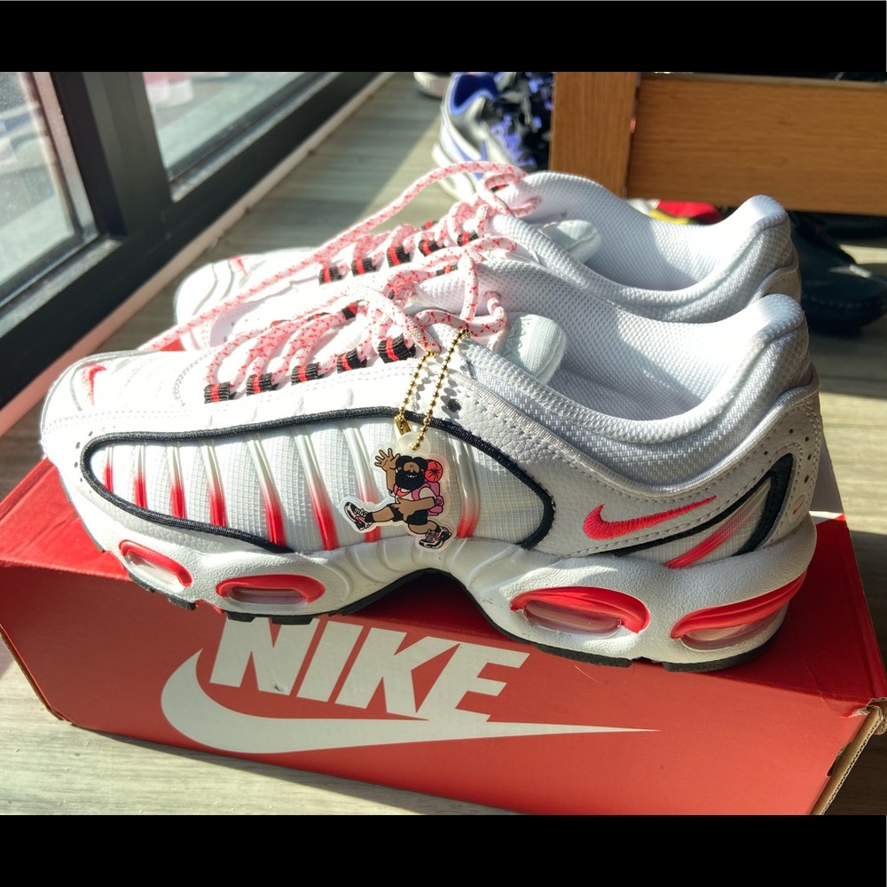 (SOLD) Nike Air Max Tailwind 4 SE